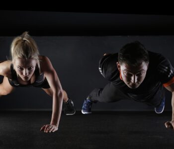 man, woman, push-ups-2264825.jpg